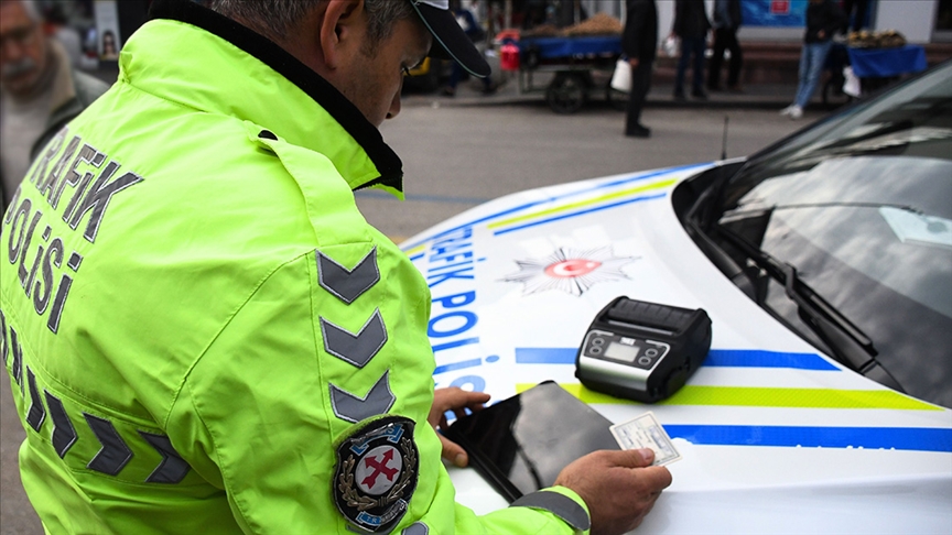 Yeni Trafik Cezaları Düzenlemesinin Detayları Belli Oldu. İşte Yeni Trafik Cezaları